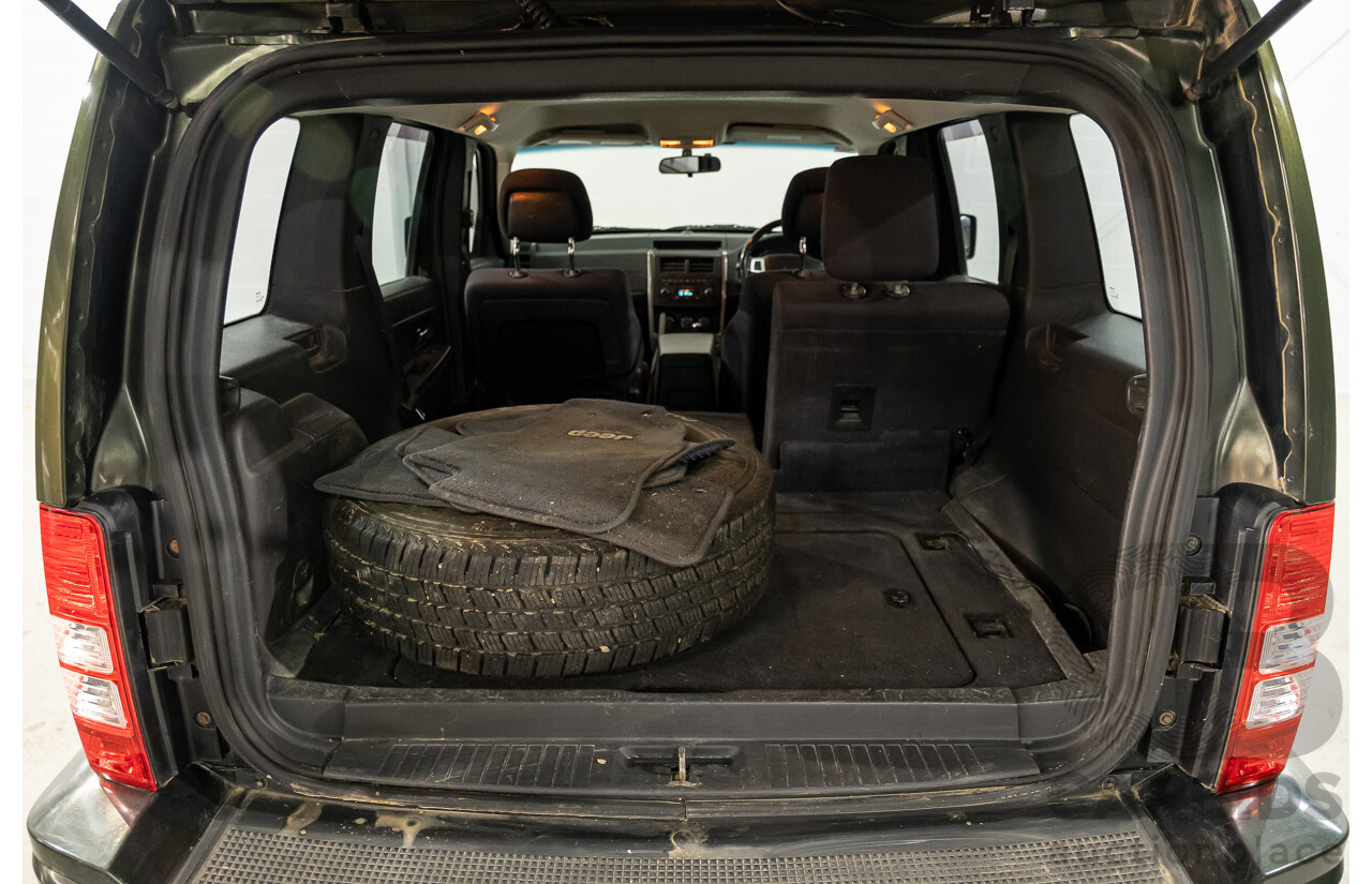 12/2010 Jeep Cherokee Sport (4x4) KK 4d Wagon Metallic Green V6 3.7L