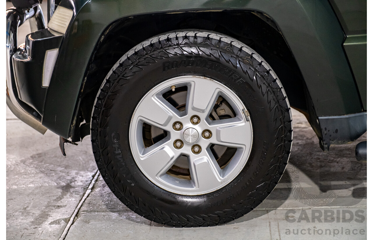 12/2010 Jeep Cherokee Sport (4x4) KK 4d Wagon Metallic Green V6 3.7L