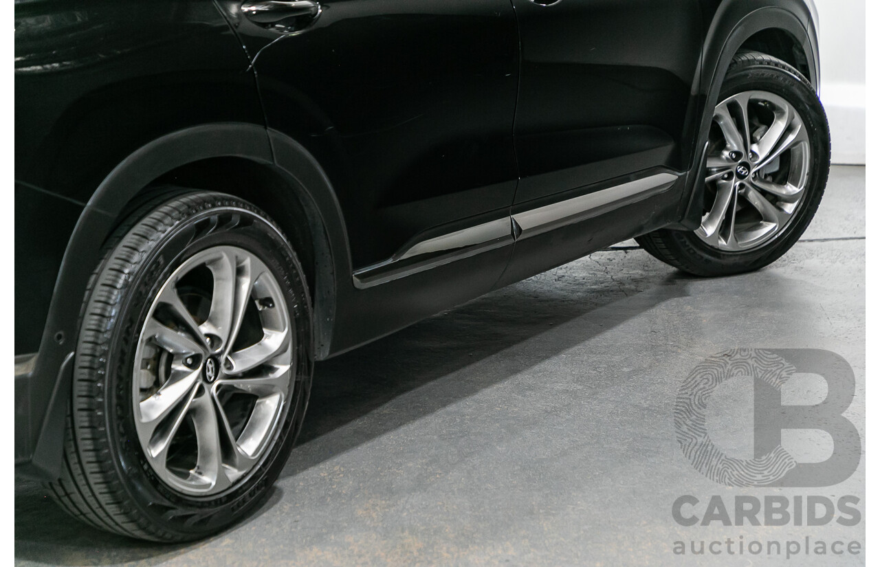 11/2018 Hyundai Santa Fe Highlander (4x4) TM MY19 4d Wagon Phantom Black Turbo Diesel 2.2L - 7 Seater