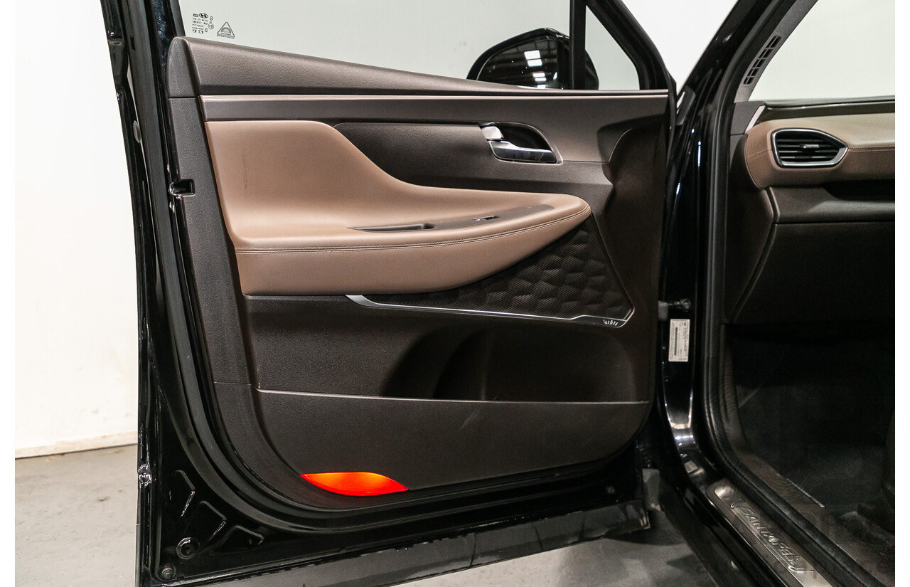 11/2018 Hyundai Santa Fe Highlander (4x4) TM MY19 4d Wagon Phantom Black Turbo Diesel 2.2L - 7 Seater