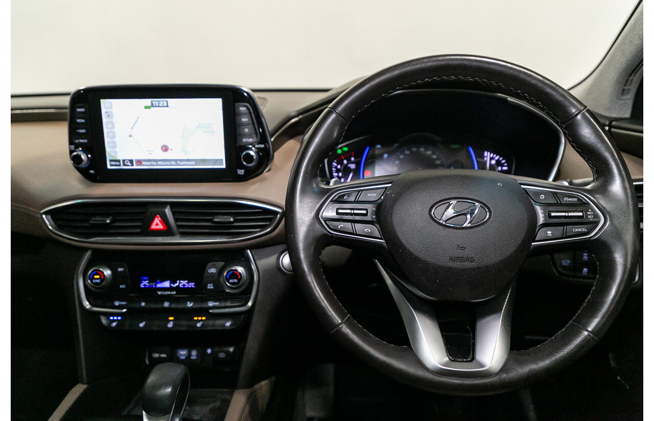 11/2018 Hyundai Santa Fe Highlander (4x4) TM MY19 4d Wagon Phantom Black Turbo Diesel 2.2L - 7 Seater