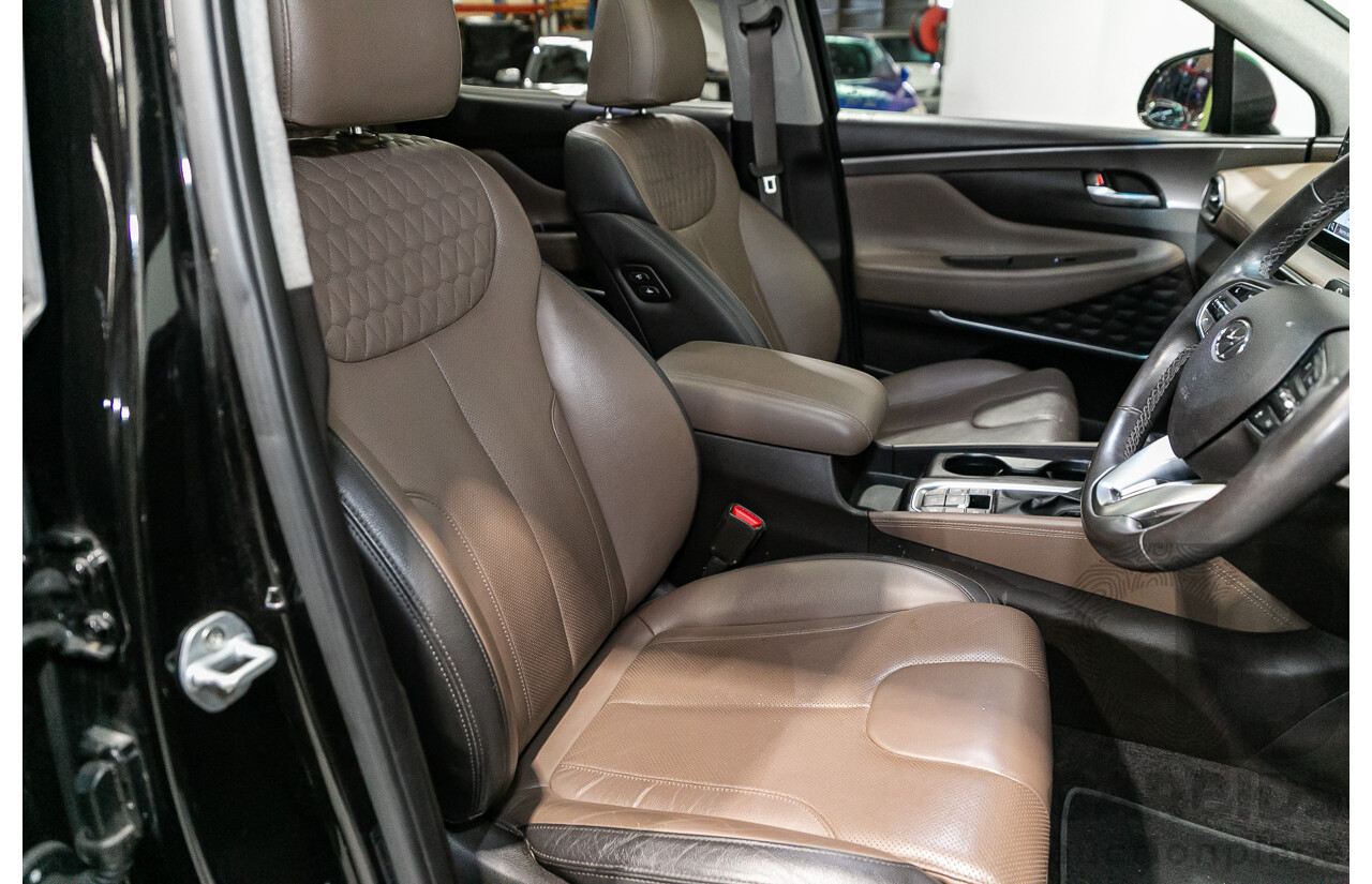 11/2018 Hyundai Santa Fe Highlander (4x4) TM MY19 4d Wagon Phantom Black Turbo Diesel 2.2L - 7 Seater