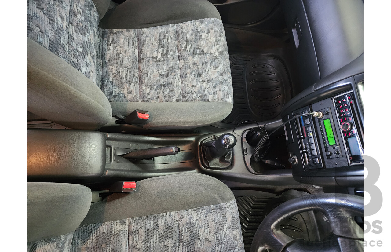 02/1998 Mazda 626 CLASSIC FWD  4D Wagon Gold 2.0L