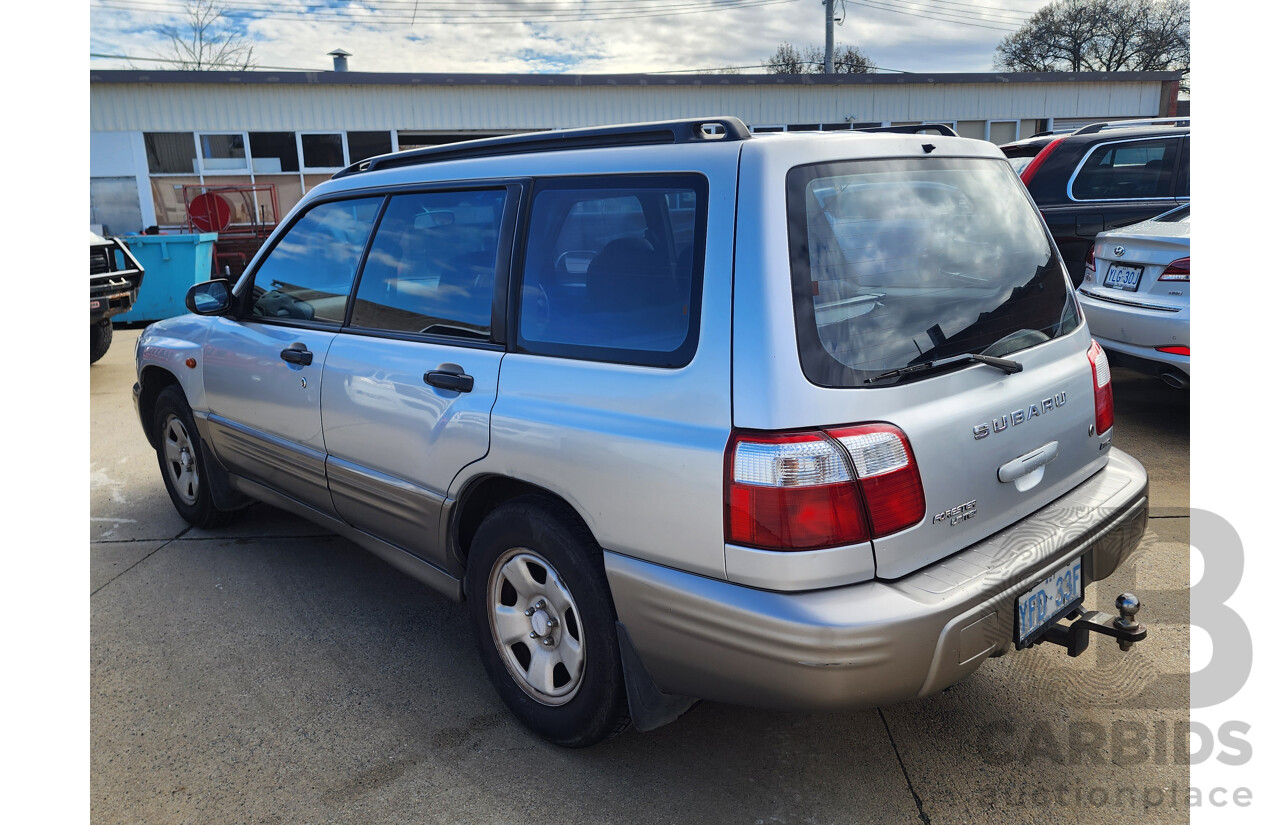 10/2001 Subaru Forester LIMITED AWD MY01 4D Wagon Silver 2.0L