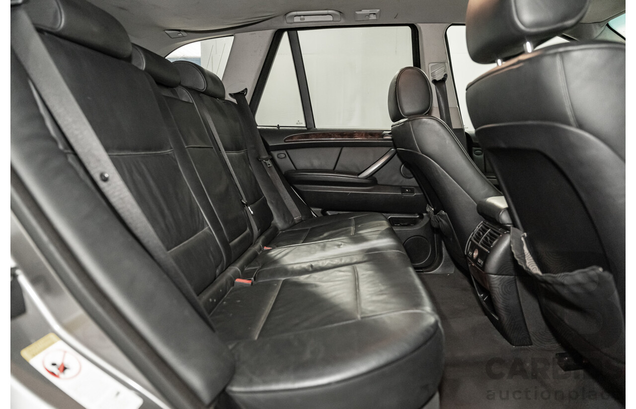 1/2004 BMW X5 4.4i E53 (4x4) 4d Wagon Metallic Grey V8 4.4L