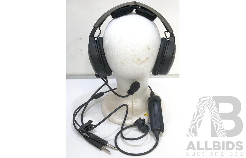 Bose A20 Aviation Headset with Bluetooth