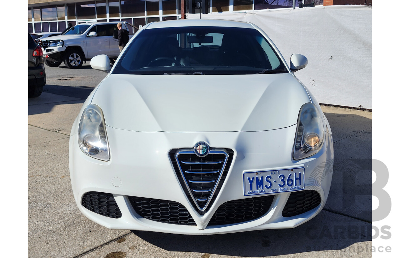 03/2014 Alfa Romeo Giulietta PROGRESSION 1.4 FWD 5D Hatchback White 1.4L