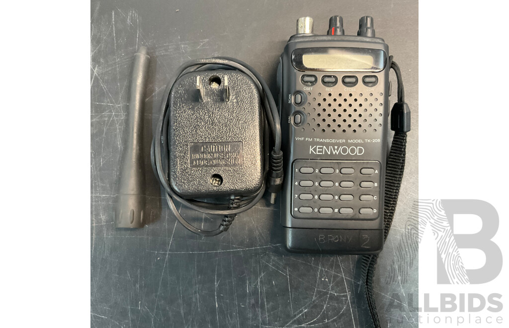 KENWOOD TK-208 VF FM Transceiver - Lot 1545306 | ALLBIDS