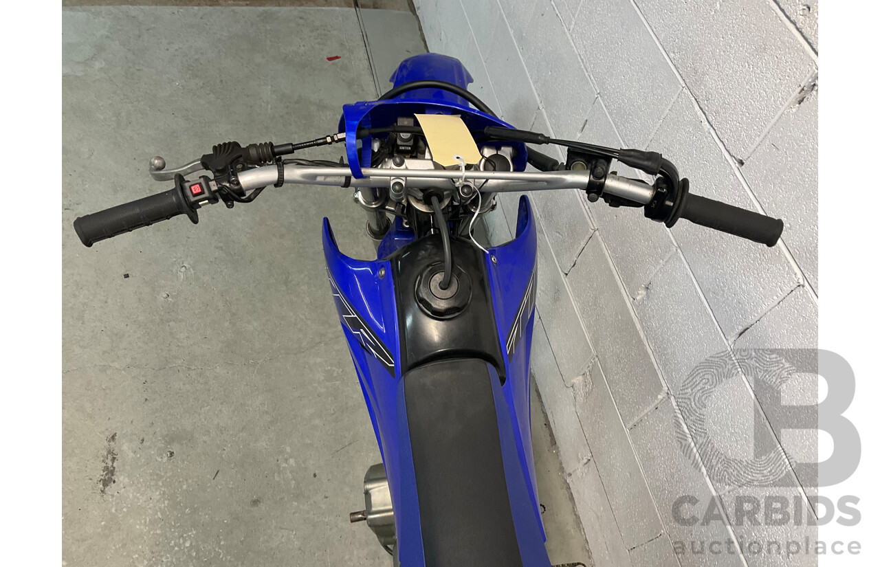 YAMAHA TTR 230cc Dirt Bike