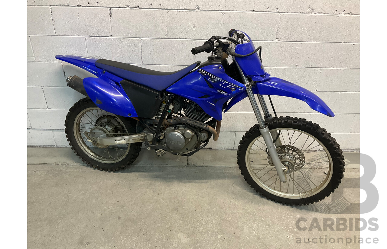 YAMAHA TTR 230cc Dirt Bike