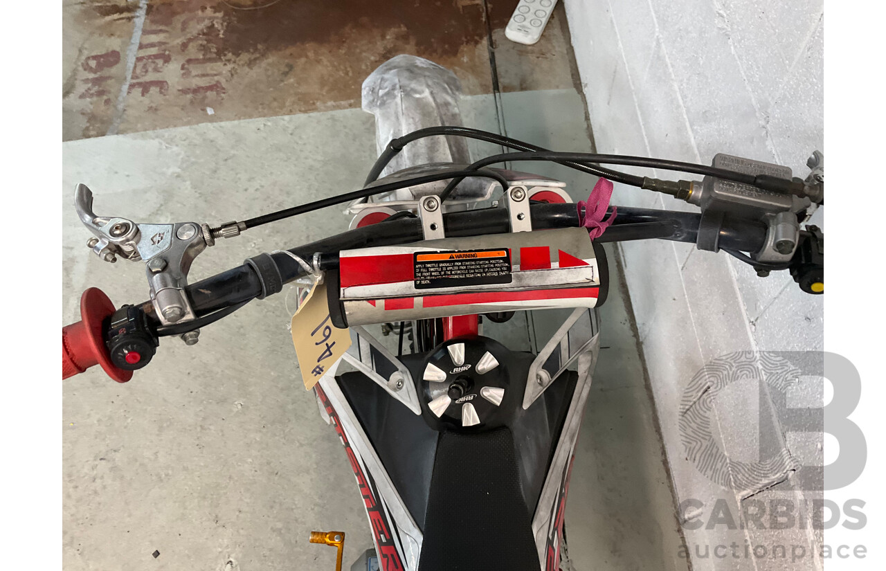 Pitster Pro 140cc Dirt Bike