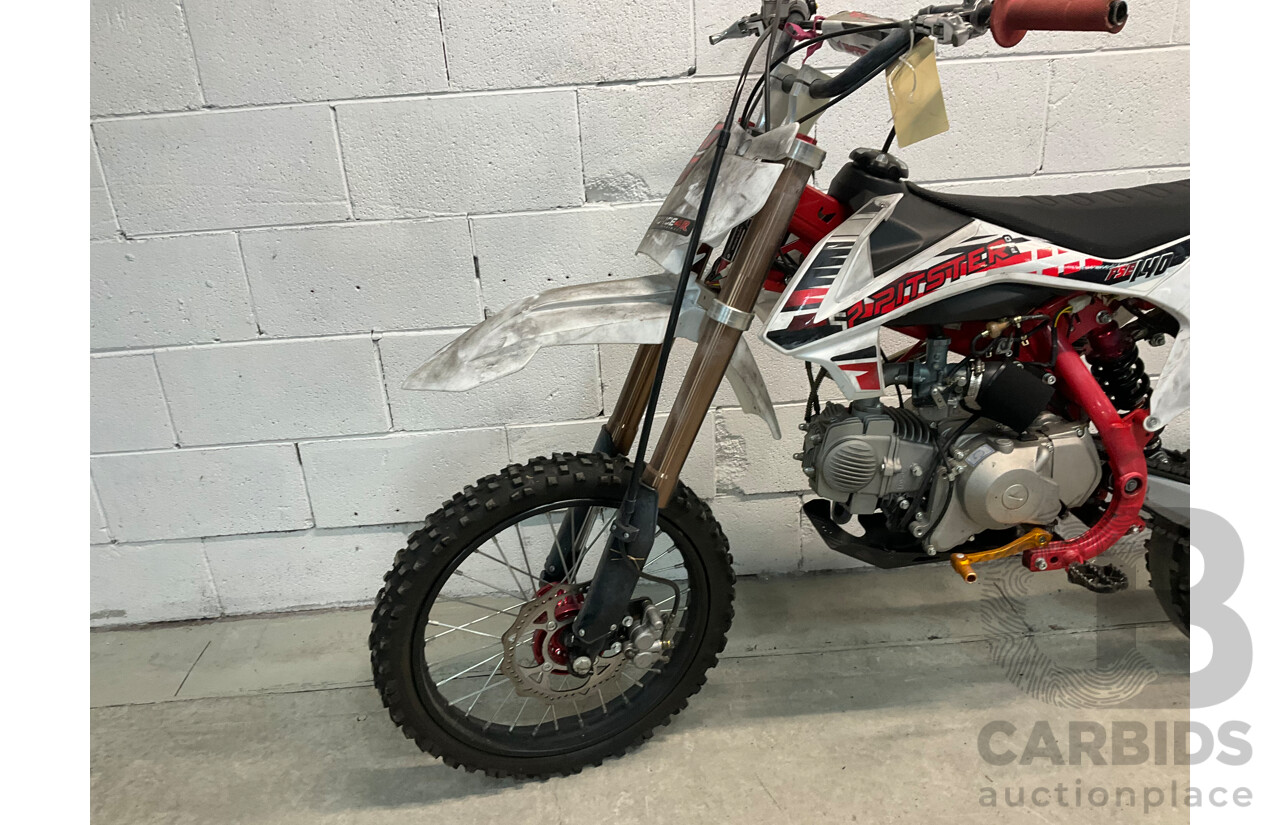 Pitster Pro 140cc Dirt Bike
