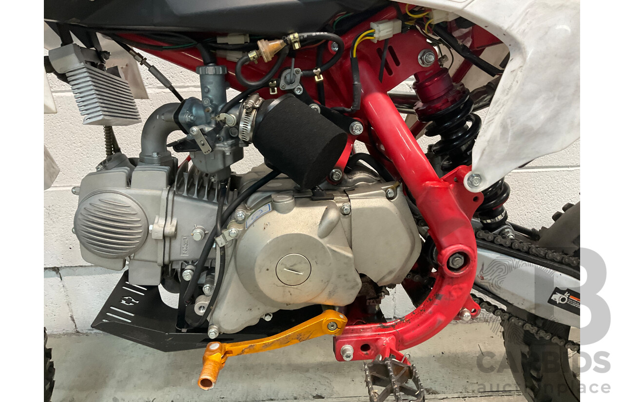 Pitster Pro 140cc Dirt Bike