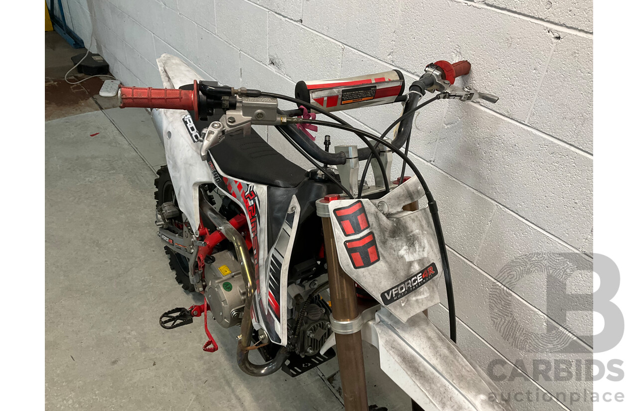 Pitster Pro 140cc Dirt Bike