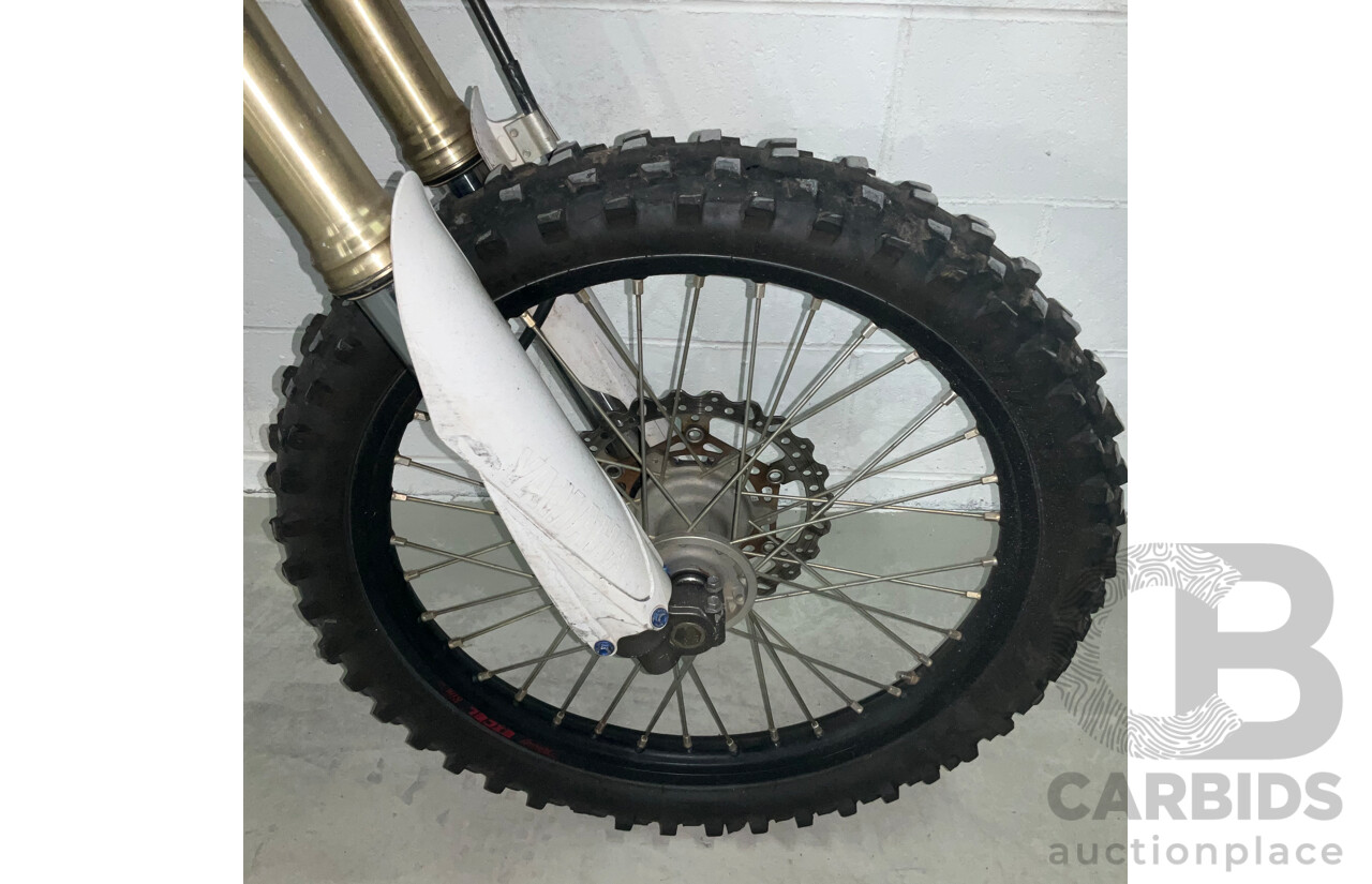 YAMAHA YZ450F GYTR Dirtbike