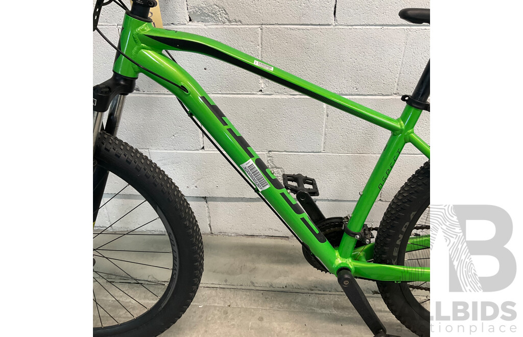 SCOTT Mountain Bike (45cm Frame)