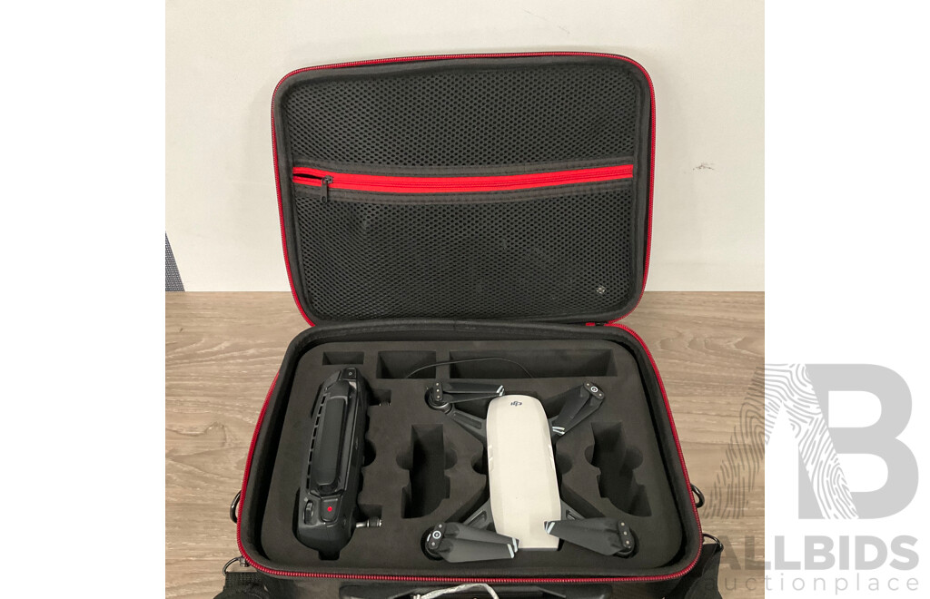 DJI SPARK Drone & GL100A Controller with Case