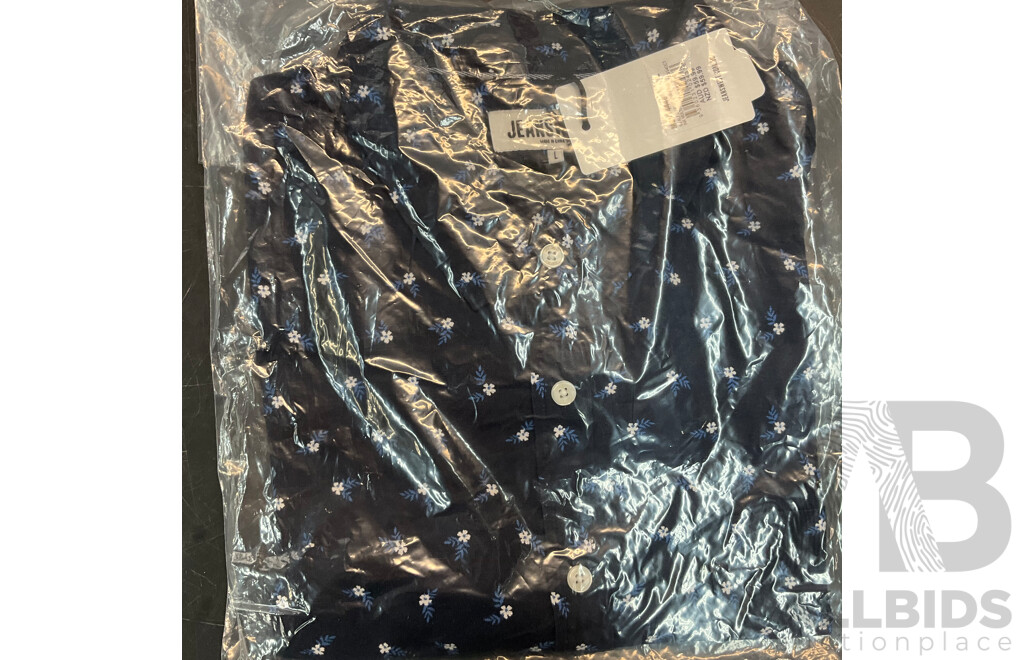 Assorted of JEANSWEST T-shirt/Shirt/POLO  (Size L ) - Lot of 10