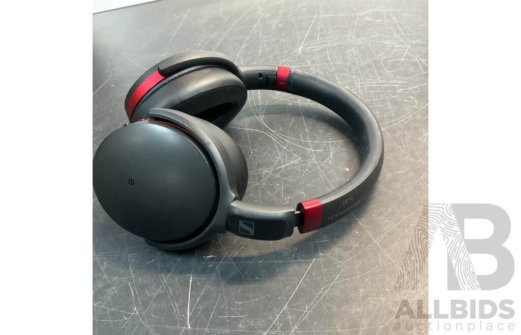 SENNHEISER Noise Cancelling Wireless Headphones - HD458BT &HD450BT