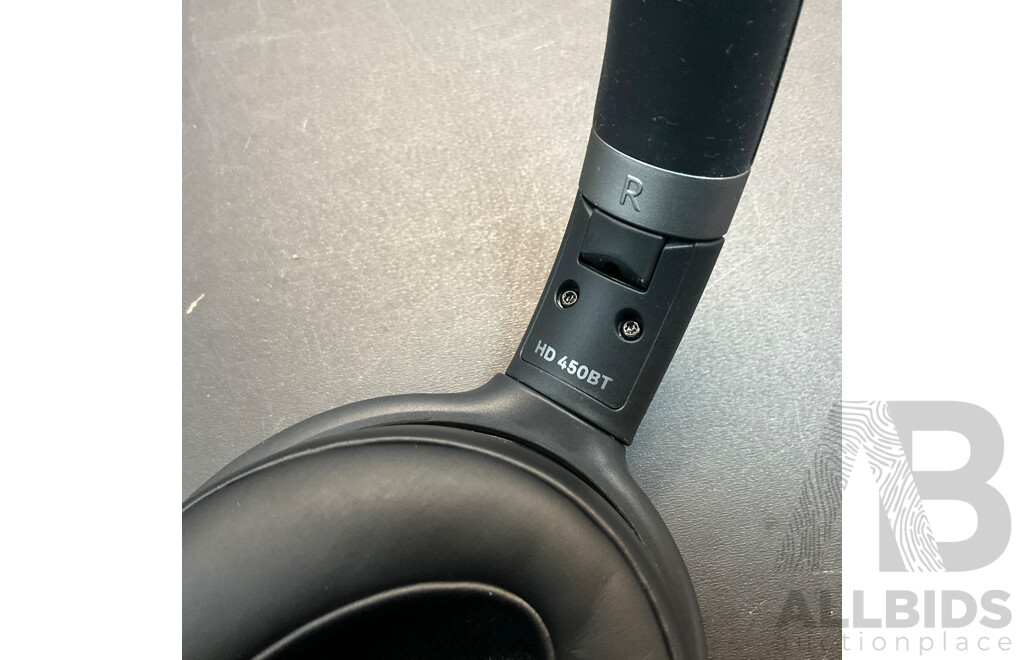 SENNHEISER Noise Cancelling Wireless Headphones - HD458BT &HD450BT