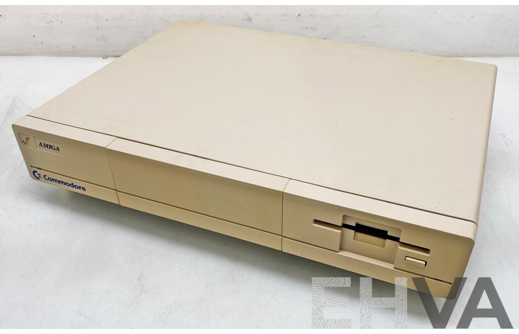 Commodore (Amiga 1000) Personal Computer