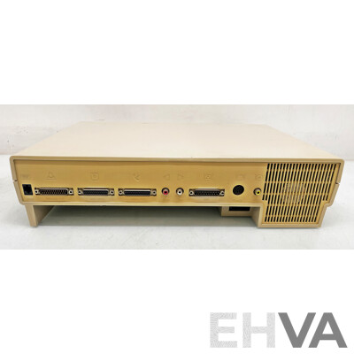 Commodore (Amiga 1000) Personal Computer