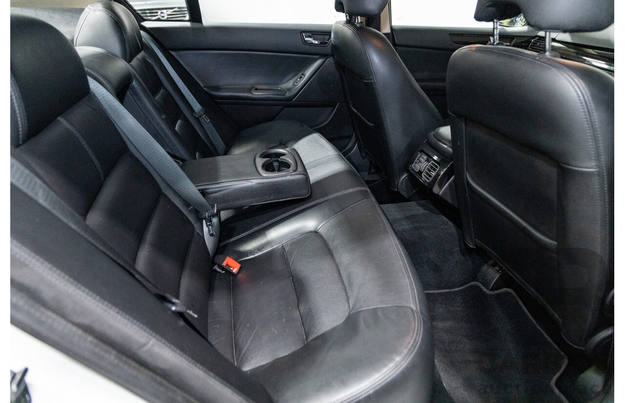 9/2009 Ford G6E Turbo FG 4d Sedan White Turbo 4.0L