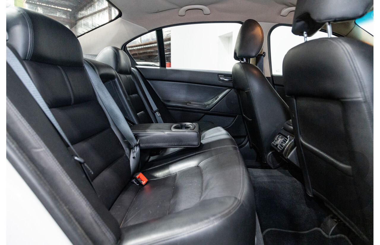 9/2009 Ford G6E Turbo FG 4d Sedan White Turbo 4.0L