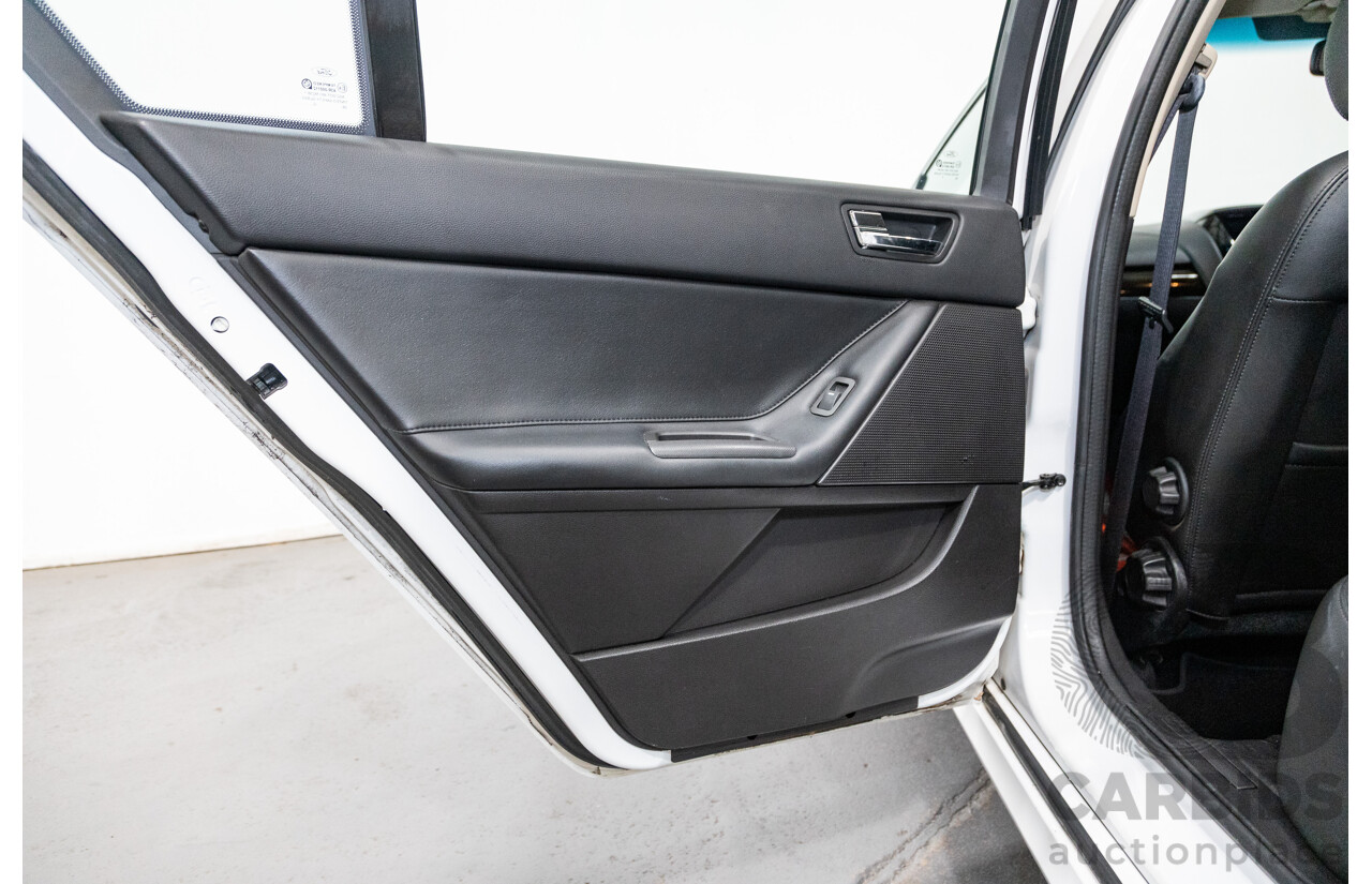 9/2009 Ford G6E Turbo FG 4d Sedan White Turbo 4.0L