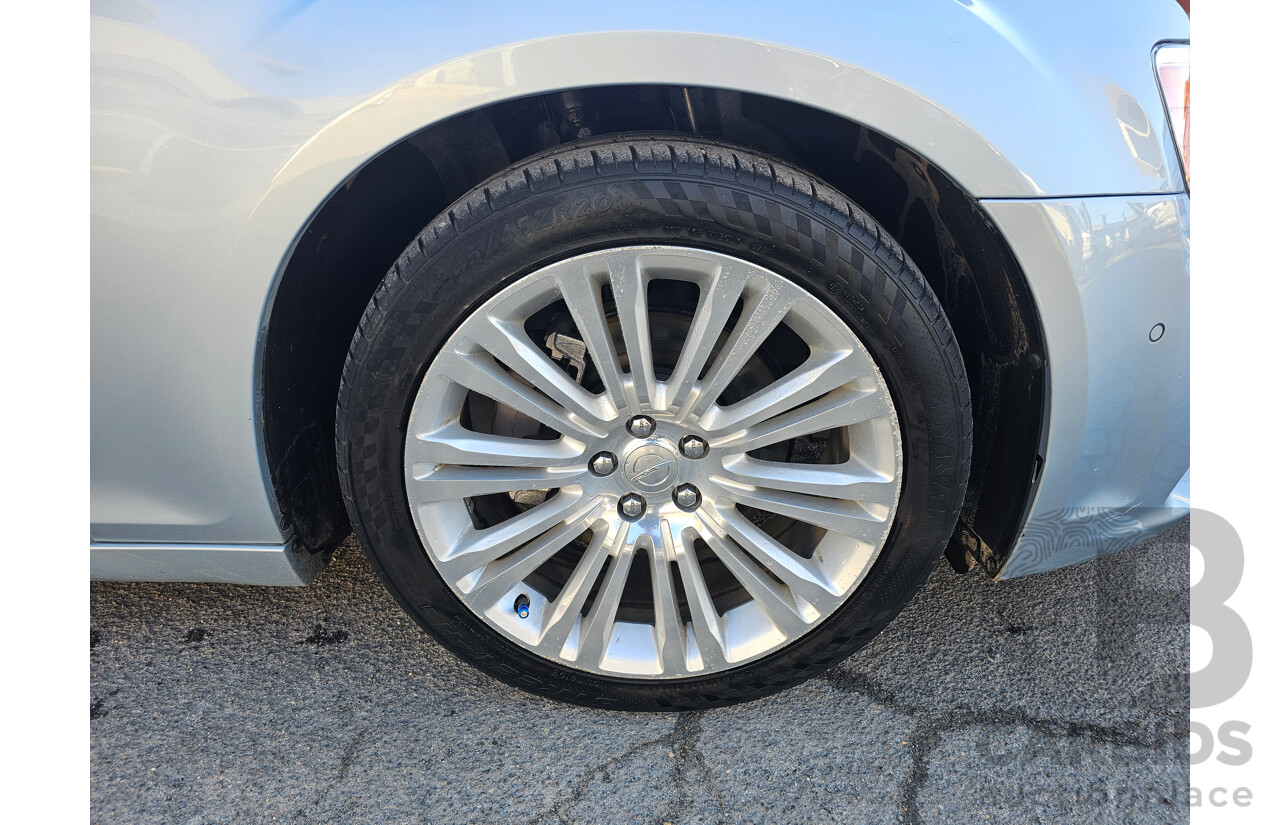 7/2013 Chrysler 300 C MY12 4d Sedan Blue 3.0L