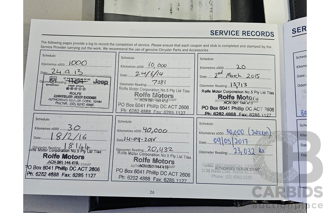 7/2013 Chrysler 300 C MY12 4d Sedan Blue 3.0L