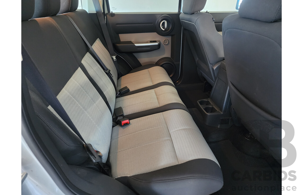 07/2007 Dodge Nitro SXT 4x4 KA 4D Wagon Silver 2.8L