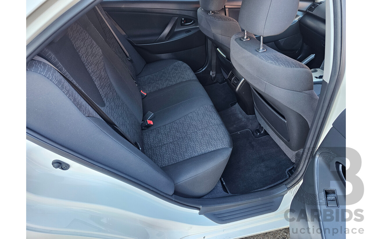 4/2010 Toyota Camry Touring SE ACV40R 09 UPGRADE 4d Sedan White 2.4L