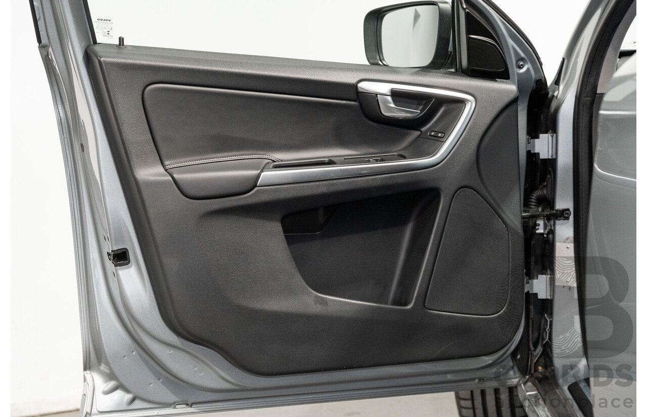 1/2015 Volvo XC60 T6 Luxury (AWD) DZ MY15 4d Bright Silver Metallic Turbo 3.0L