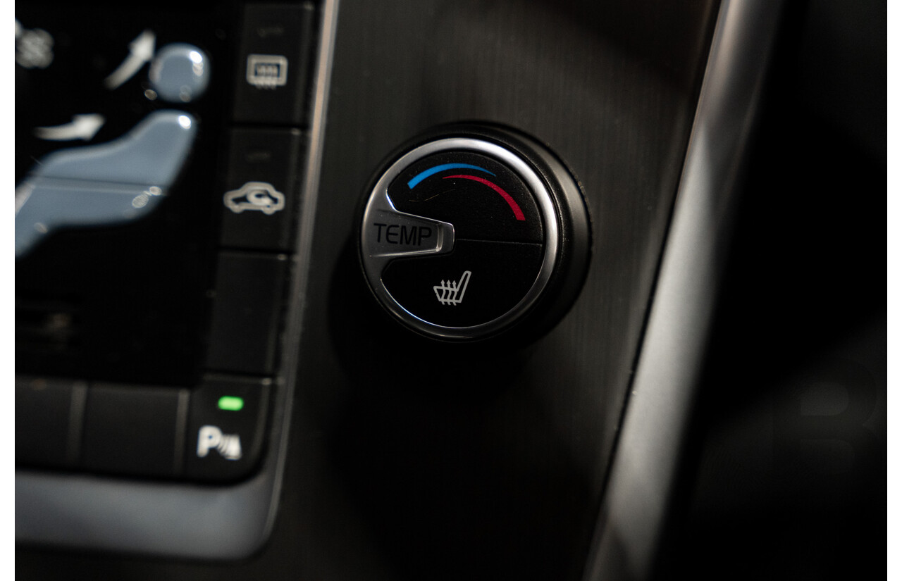 1/2015 Volvo XC60 T6 Luxury (AWD) DZ MY15 4d Bright Silver Metallic Turbo 3.0L