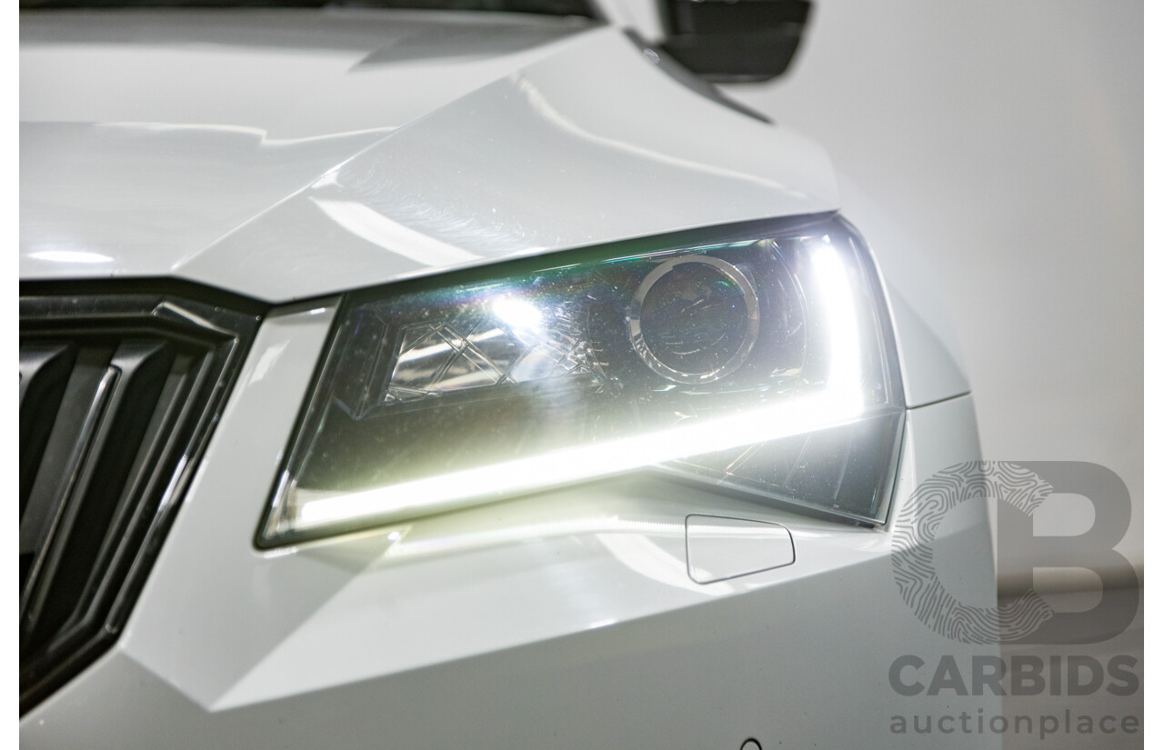 05/2017 Skoda Superb 206TSI Sportline (AWD) NP MY17 4d Sedan Moon White Metallic Turbo 2.0L