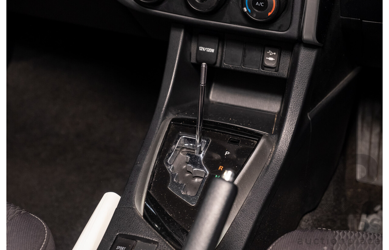 10/2017 Toyota Corolla Ascent ZRE172R 4d Sedan White 1.8L