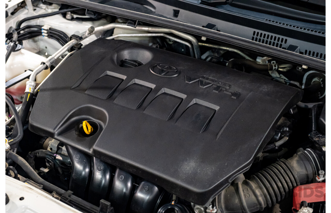 10/2017 Toyota Corolla Ascent ZRE172R 4d Sedan White 1.8L