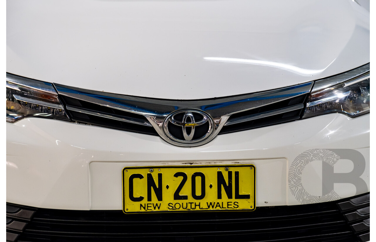 10/2017 Toyota Corolla Ascent ZRE172R 4d Sedan White 1.8L