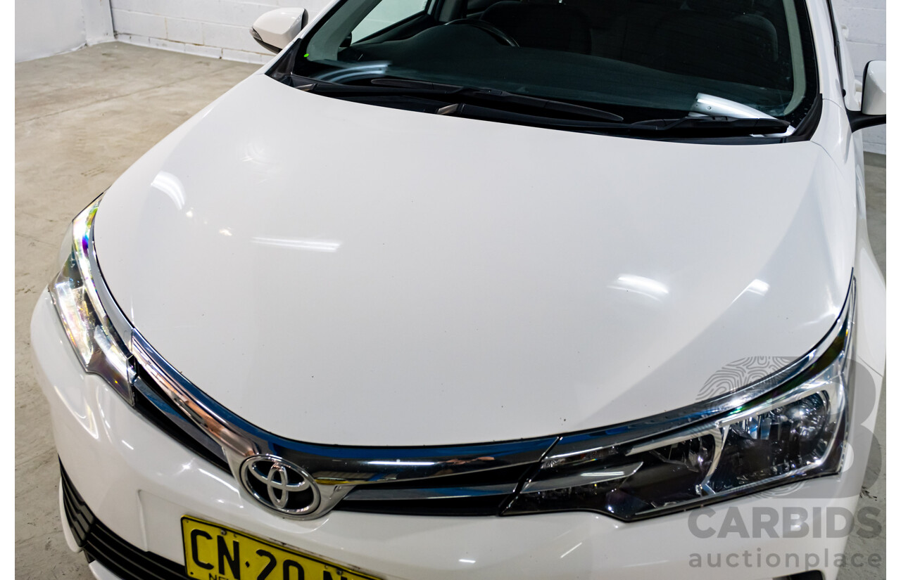 10/2017 Toyota Corolla Ascent ZRE172R 4d Sedan White 1.8L