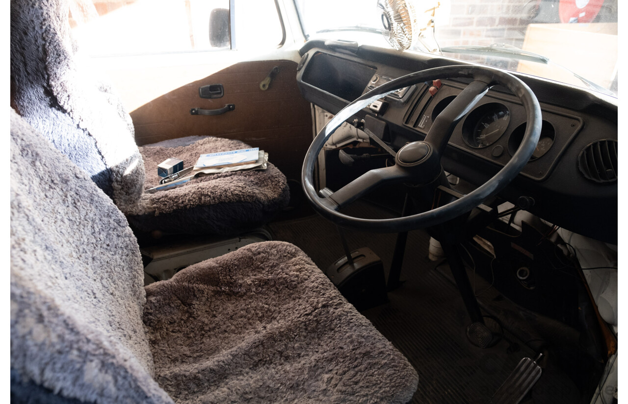 6/1978 Volkswagen Kombi Type 2 T2 Transporter 2d Camper Van White 2.0L