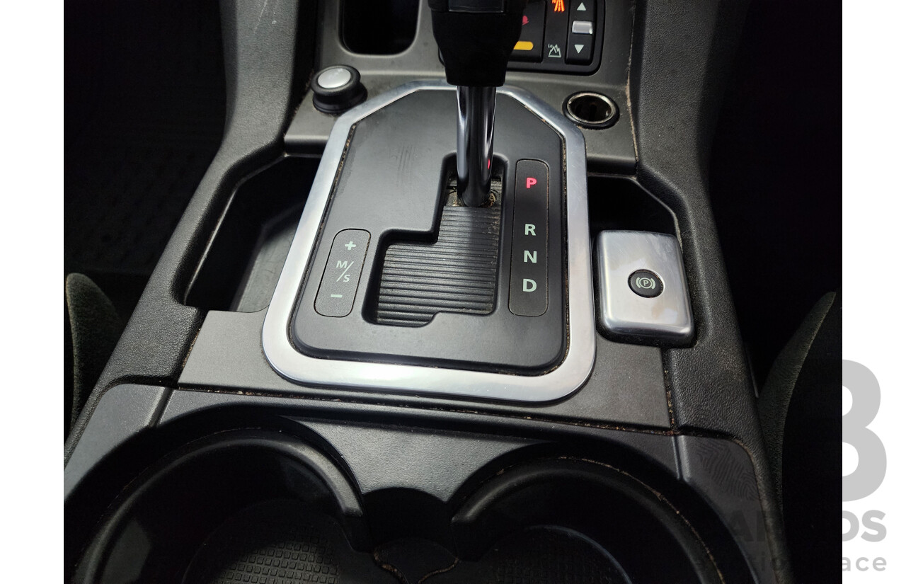 11/2011 Land Rover Discovery 4 2.7 TDV6 4x4 MY11 4D Wagon White 2.7L