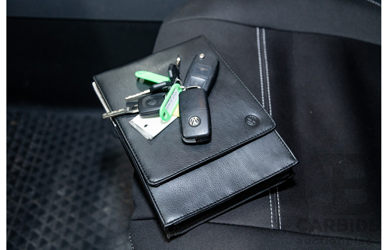 10/2016 Volkswagen Amarok TDI420 Core Edition (4x4) 2H MY16 Dual Cab Utility Reflex Silver Metallic Turbo Diesel 2.0L