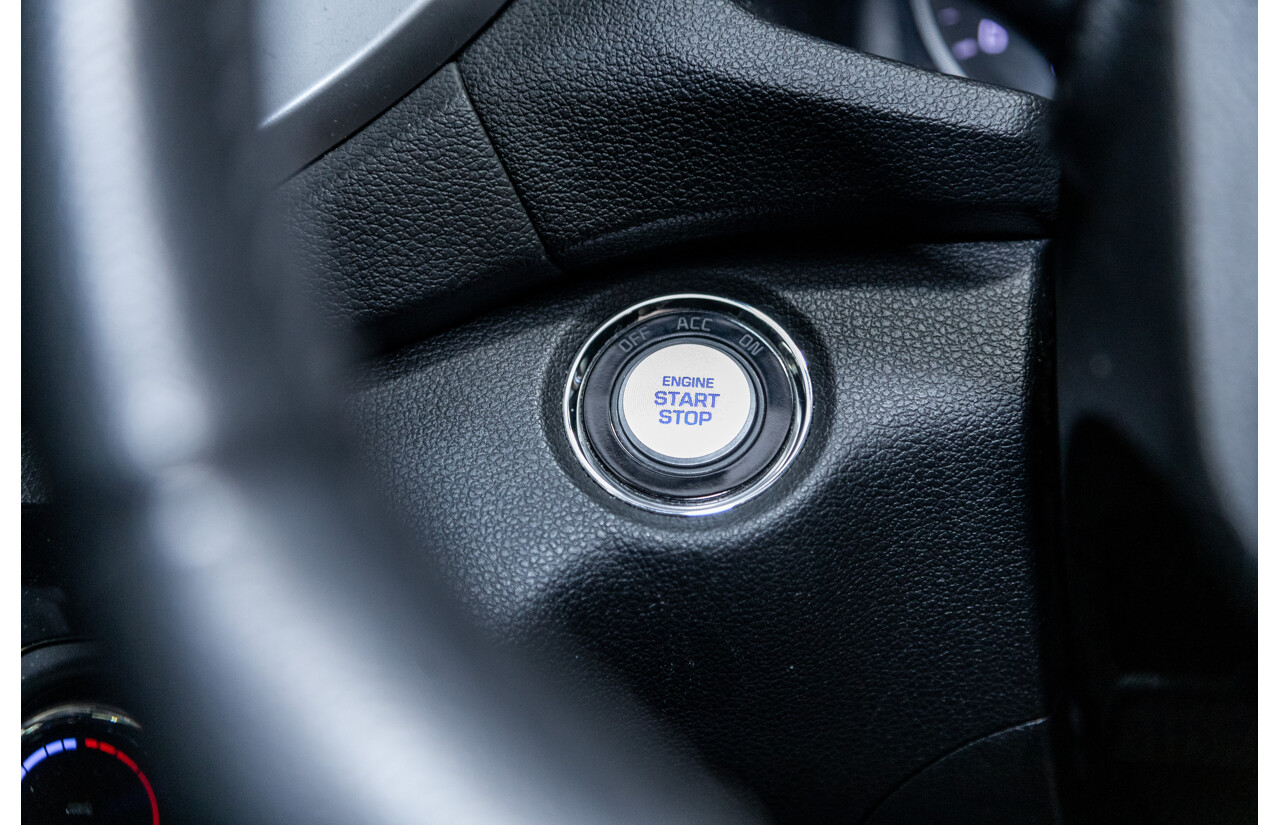 10/2015 Hyundai Tucson Highlander (AWD) TLE 4d Wagon Ara Blue Metallic Turbo Diesel 2.0L