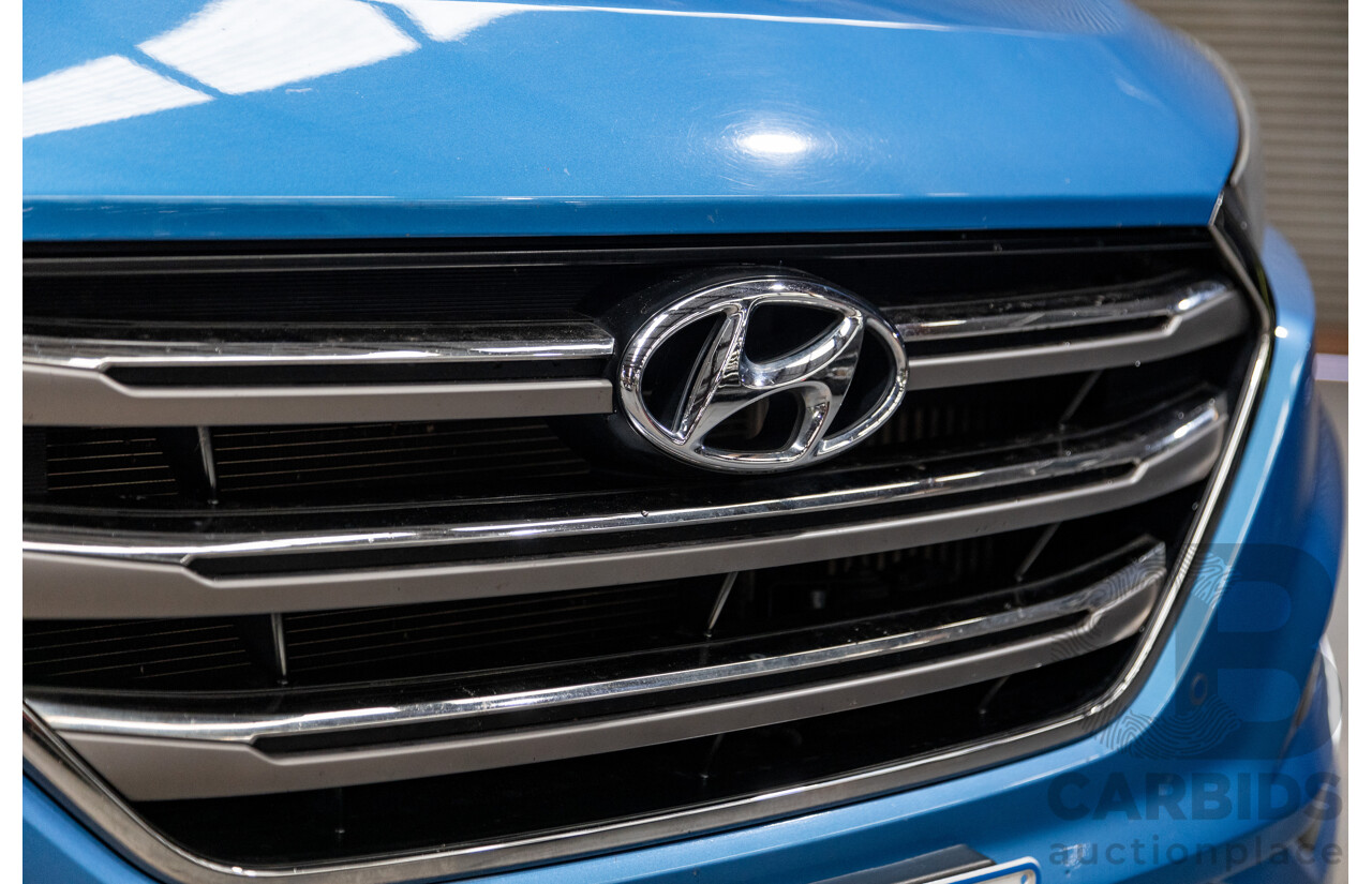 10/2015 Hyundai Tucson Highlander (AWD) TLE 4d Wagon Ara Blue Metallic Turbo Diesel 2.0L