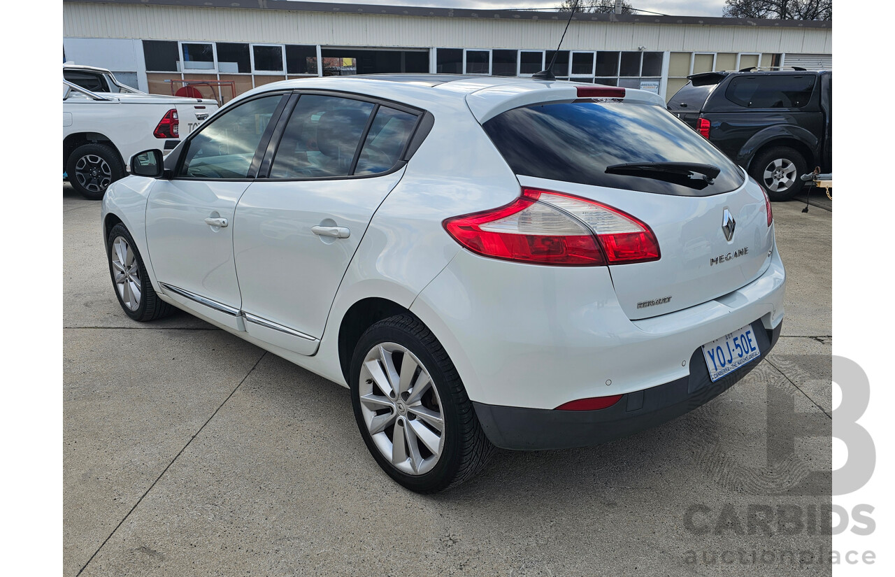 7/2013 Renault Megane Privilege B95 5d Hatchback White 1.5L