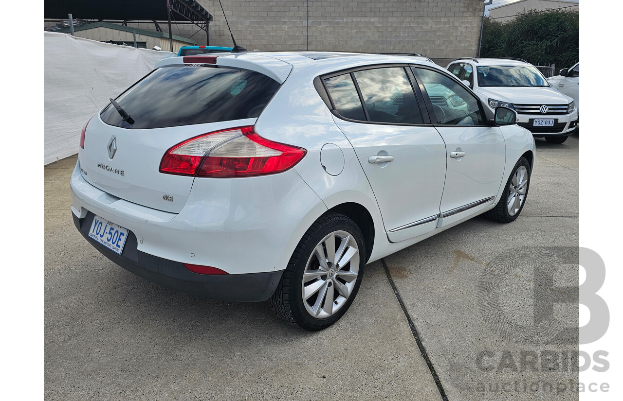 7/2013 Renault Megane Privilege B95 5d Hatchback White 1.5L