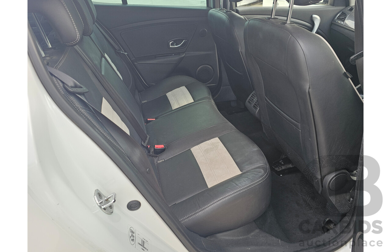 7/2013 Renault Megane Privilege B95 5d Hatchback White 1.5L