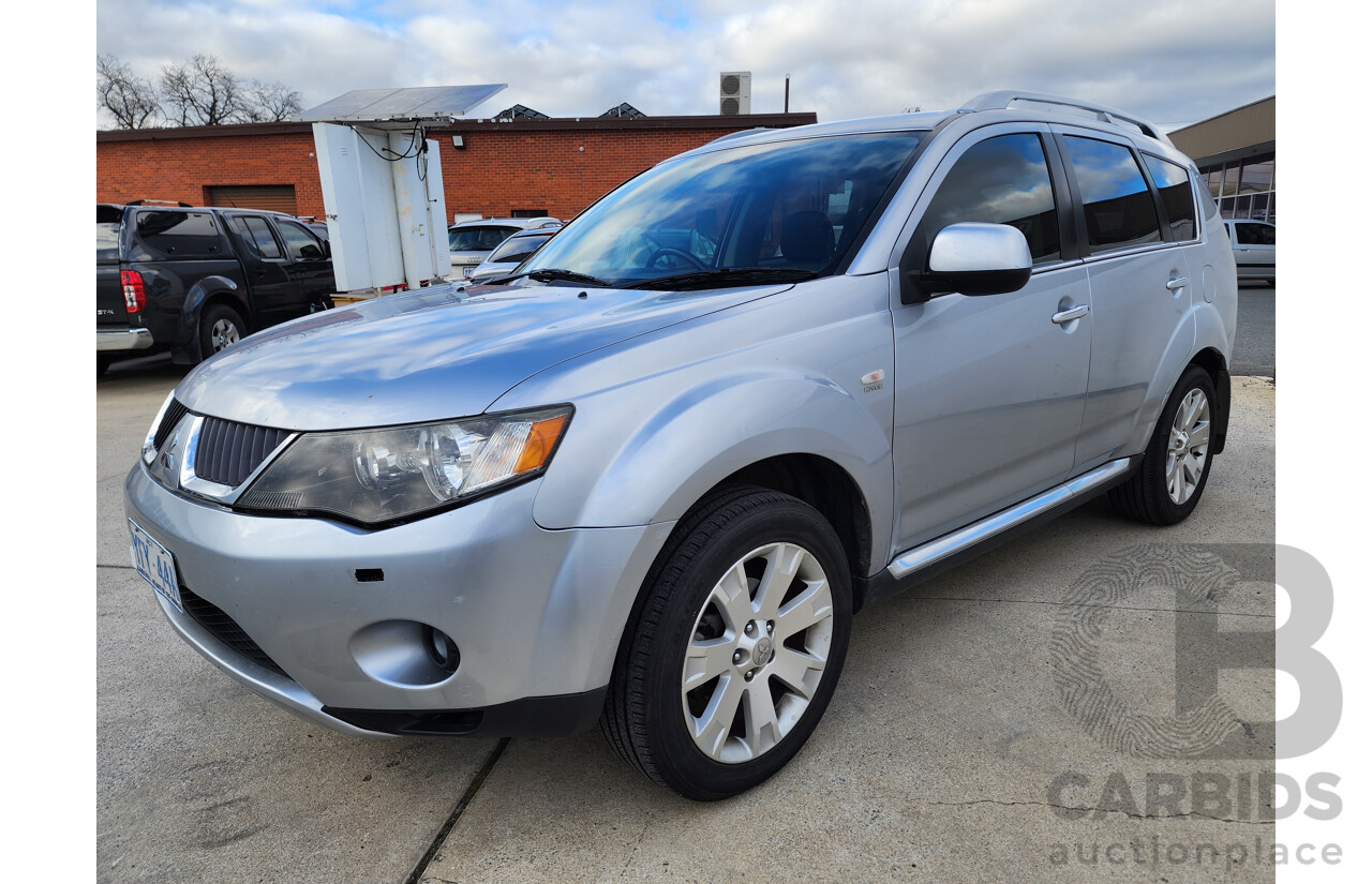 11/2008 Mitsubishi Outlander XLS LUXURY (7 SEAT) 4x4 ZG MY09 4D Wagon Silver 2.4L