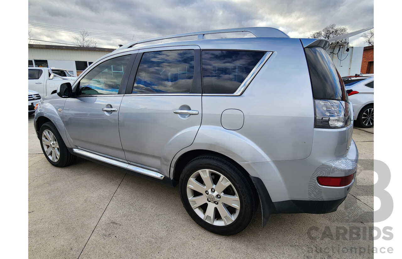 11/2008 Mitsubishi Outlander XLS LUXURY (7 SEAT) 4x4 ZG MY09 4D Wagon Silver 2.4L